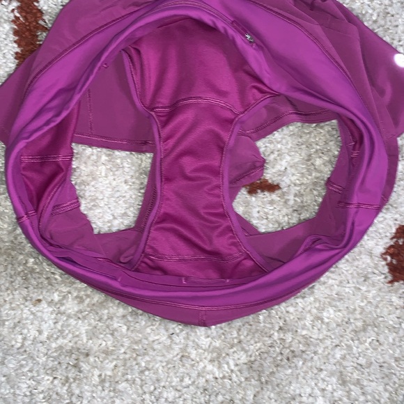 Lululemon- Size 10- 2.5”- Moonlit Magenta- Low-Rise Speed-Up Shorts - Picture 9 of 16